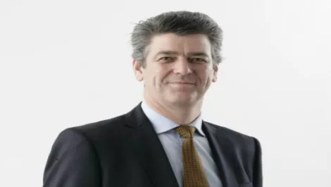 Telecom CEO to resign after demerger
