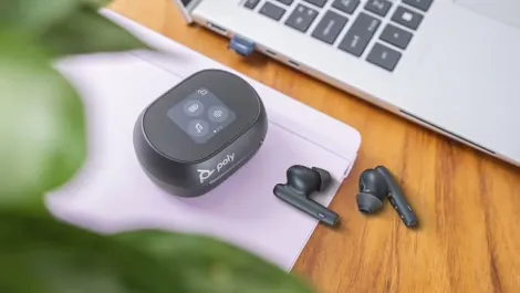 Hands-on Review: HP Poly Voyager Free 60+ earbuds