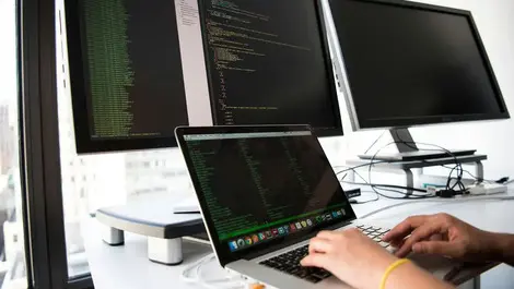 The connectivity stack: Why Australian ICT leaders are rethinking where their websites live